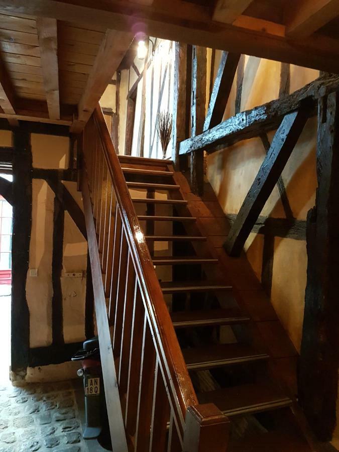 Appartement Du Vieux Труа Экстерьер фото